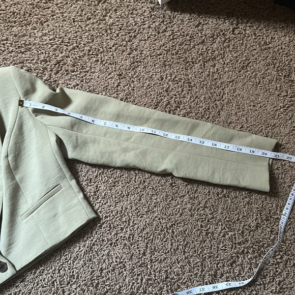 NWT Express Cropped Jacket - Picture 5 of 7